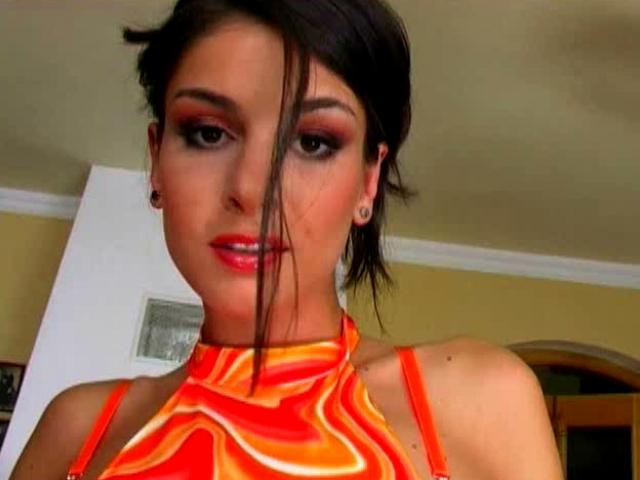 Glamorous brunette seductress Cynthia Urygova teasing us with her awesome body