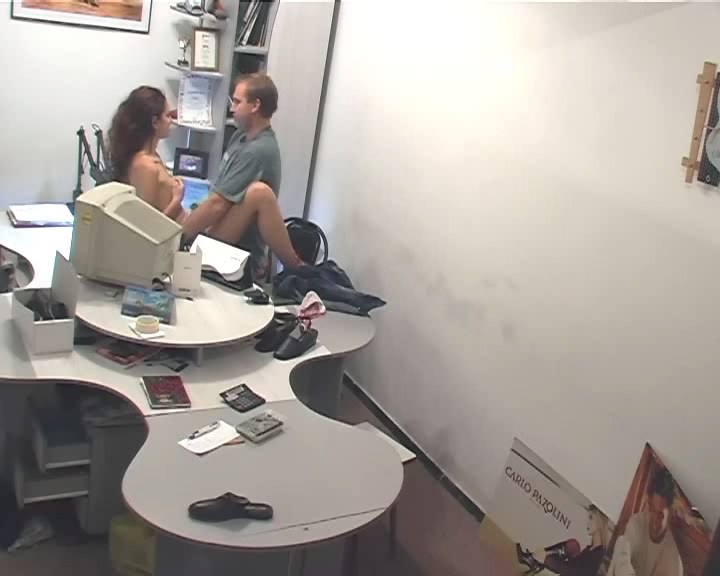 Gorgeous slim bimbo slammed by her boss!