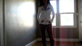 Naughty amateur seductress Carmen James showing her big breasts on the camera